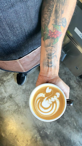 Roots Cafe - Hospitality and gastronomy