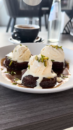 Opinii despre 1918 Cafe în Abu Dhabi - Hospitality and gastronomy