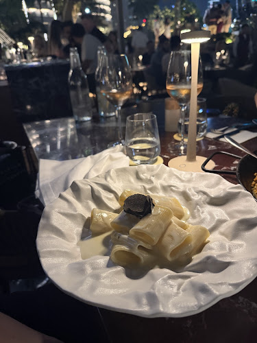 Urla Restaurant & Lounge - Dubai