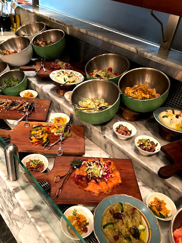 King Salman Bin Abdulaziz Al Saud St - Dubai Marina - Dubai