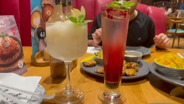 Opinii despre Nando's The Mall - World Trade Center în Abu Dhabi - Hospitality and gastronomy