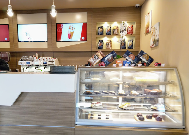 Opinii despre Espression Lavazza în Abu Dhabi - Hospitality and gastronomy