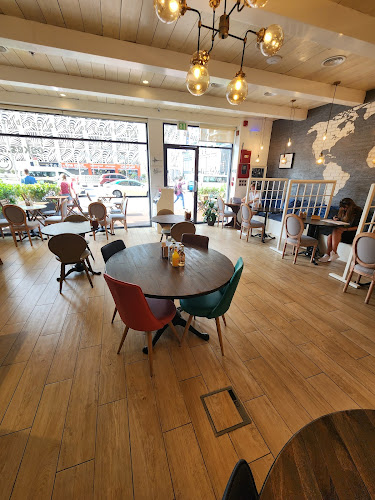 Breaking Bread Dubai - Dubai