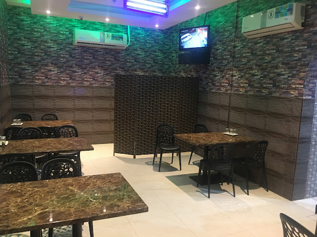 Comentarii opinii despre Tareeq al madeena restaurant