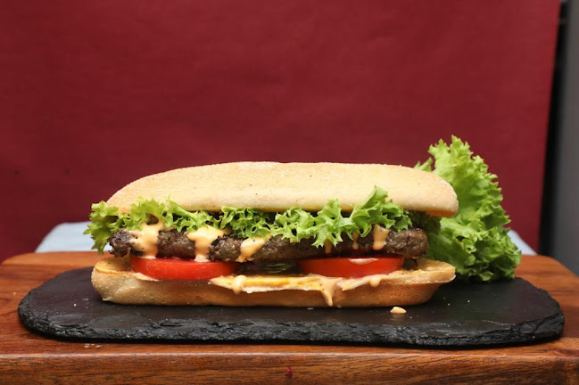 Tea time cafteria sevenland