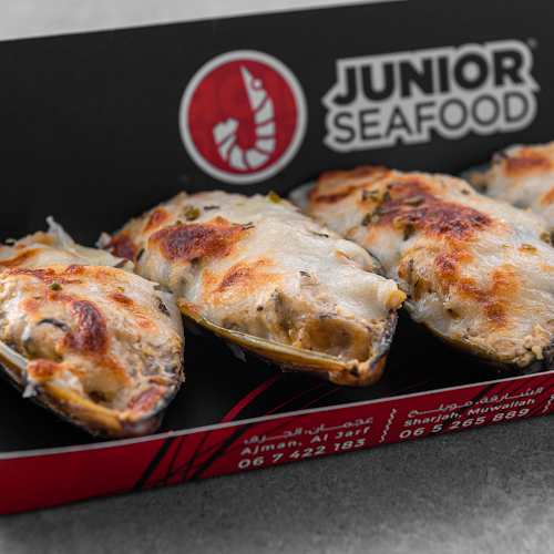 Junior Seafood Food Truck - Hospitality and gastronomy
