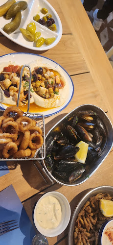 Ibn AlBahr Seafood Restaurant - Hospitality and gastronomy