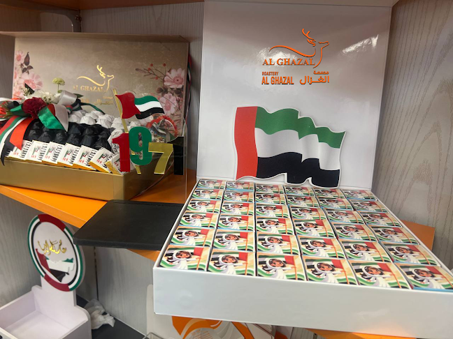 الشارقة - مويلح - طريق الجامعة خلف محطة ادنوك.بناية 4019، UAE .Sharjah .Muwillah commercial، بناية رقم 4019، مقابل صالون حكاية للرجال - Sharjah