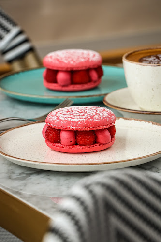 Villa 10, Plaza 30, Skh Fatima bint Mubarak St Former - Delma St - Abu Dhabi