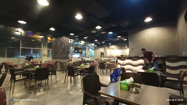 Al Haj Mutwali - Hospitality and gastronomy