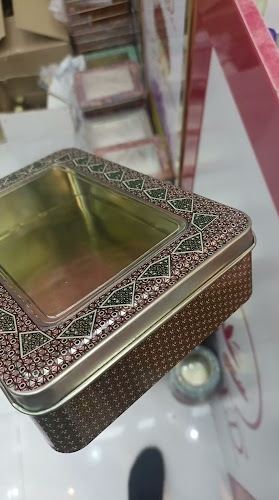 Iranian Market - Hospitality and gastronomy