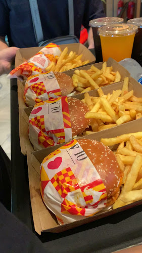 Oporto-Dubai Hills Mall - Dubai