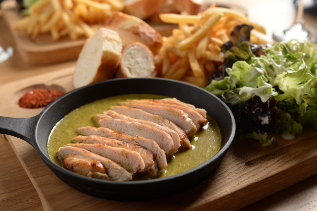 Opinii despre Swiss Butter - Novotel Al Bustan în Abu Dhabi - Hospitality and gastronomy