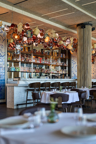 Em Sherif Sea Abu Dhabi - Abu Dhabi