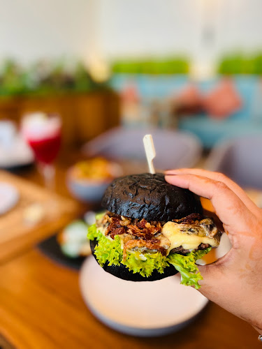 Sehikha Fatima Park Sehikha Fatima Park - Al Bateen - W12 - Abu Dhabi