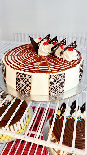 Comentarii opinii despre AL MANAL BAKERY LLC مخبز المنال