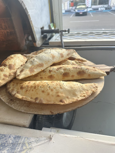 مخبز تنور القمة - Abu Dhabi