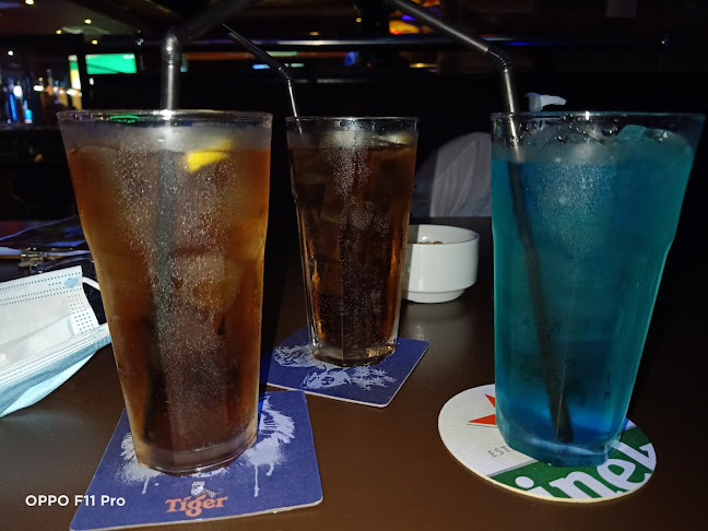 Comentarii opinii despre Rock Bottom Cafe