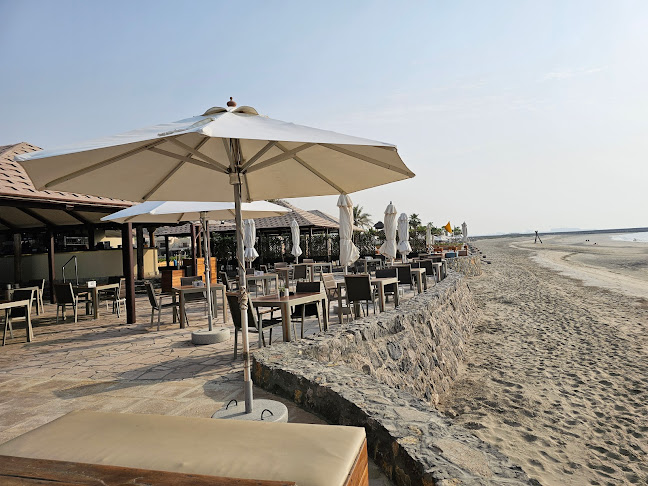Breakers Beach Bar - Ras Al-Khaimah
