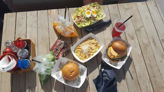 Retro Beach Dubai - Dubai