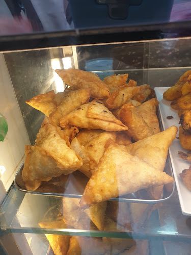 Opinii despre Clay Pot Restaurant & Cafeteria în Abu Dhabi - Hospitality and gastronomy