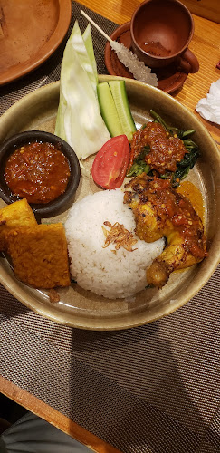 654 Sheikh Rashid Bin Saeed St - Al Manhal - W14 02 - Abu Dhabi