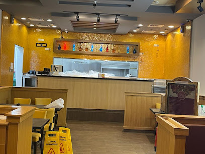Golden Fork Restaurant Khalidiyah Mall