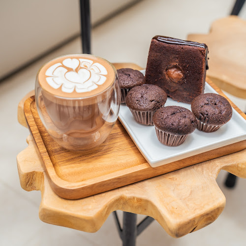 Swani Cafe | Speciality Coffee | Tea - Jumeirah - Dubai