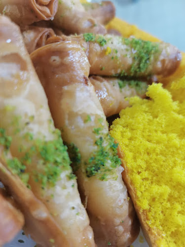 Near Mandi Yahar, Al Jahili - شارع العين - أبو ظبي