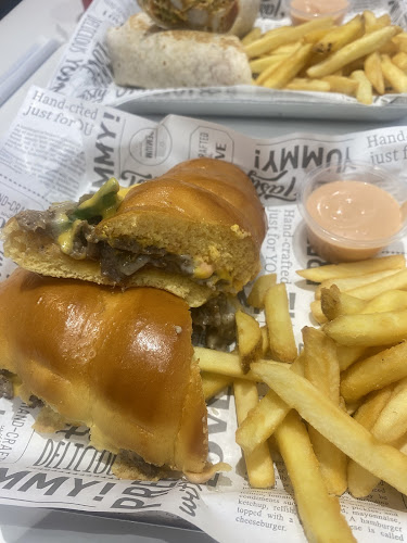 The Big Mama (Al Warqa)