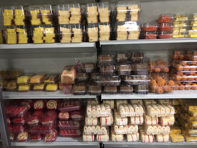 Al Taj Bakery and Sweets