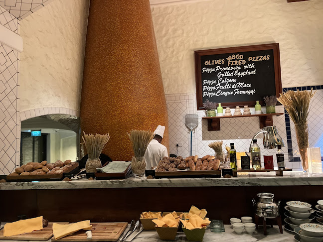 King Salman Bin Abdulaziz Al Saud St - Dubai Marina - Dubai