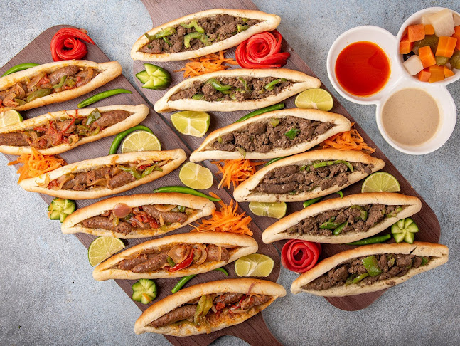 karmouz Restaurant - مطعم كرموز - Sharjah