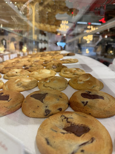 Ben’s Cookies - Hospitality and gastronomy