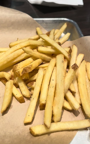 Opinii despre Buffalo Wild Wings - Mirdif City Centre în Dubai - Hospitality and gastronomy