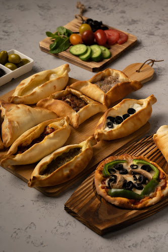 Comentarii opinii despre Q22 pastry معجنات كيو تونتي تو