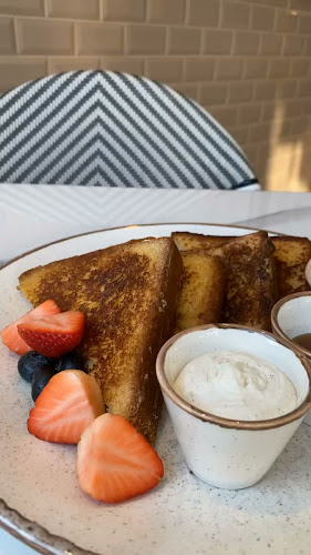 Knead Bakery & Patisserie - Abu Dhabi