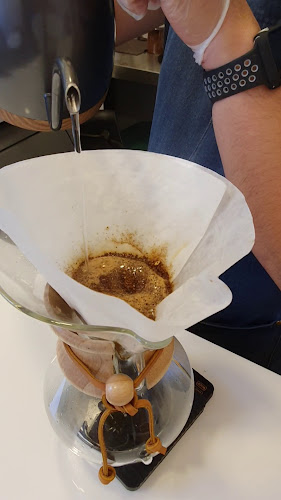 Slash Coffee Airport Rd - Hospitality and gastronomy