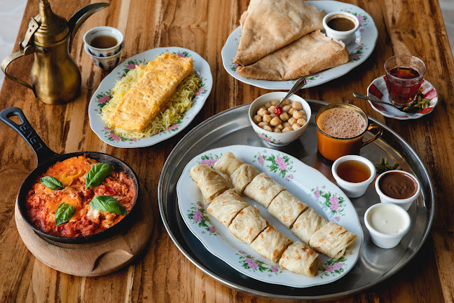 Al Fanar Restaurant & Cafe