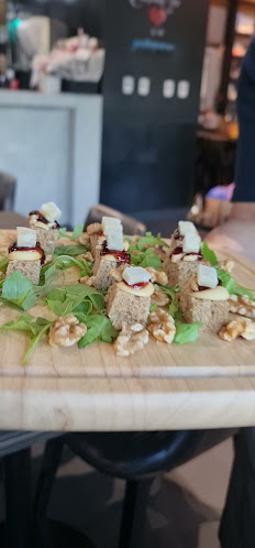 Comentarii opinii despre Jones The Grocer Al Muneera