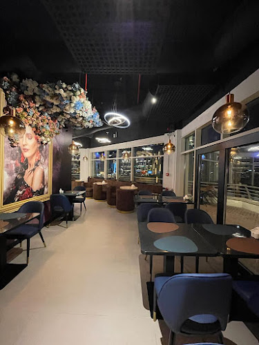 Bistro by Kiran, Lake Shore Tower - Cluster Y - Jumeirah Lake Towers - Dubai