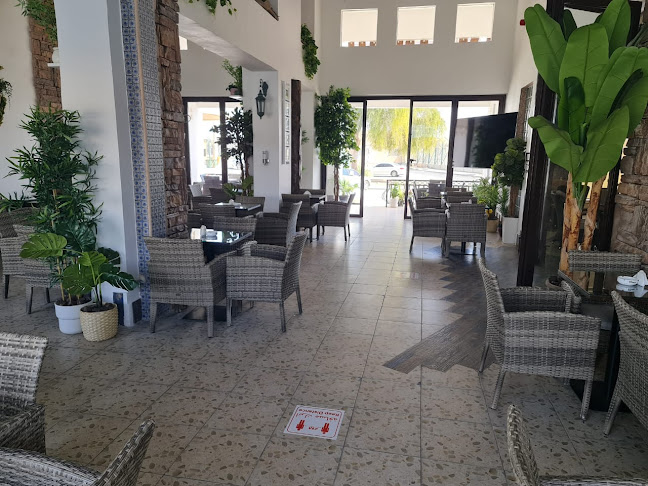 moon light coffee shop and cafeteria مقهى وكافتيريا ضوء القمر - Abu Dhabi