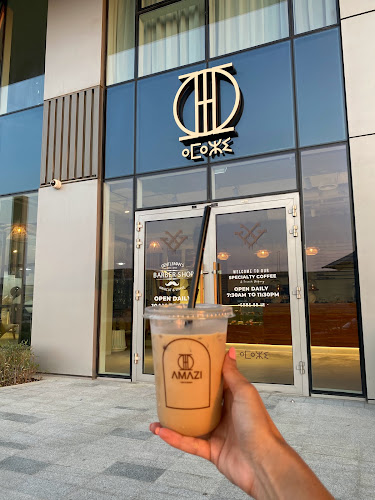 AMAZI Café & Barber