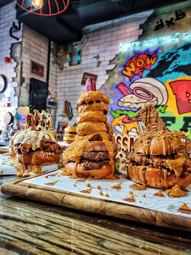 Opinii despre Bossman's Burgr Factory JBR Marina în Dubai - Hospitality and gastronomy