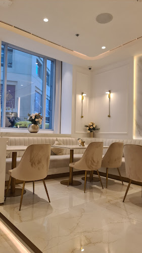 Opinii despre اليت رويال لاونج în Dubai - Hospitality and gastronomy