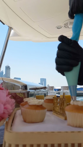 Comentarii opinii despre Dubai Boat Catering