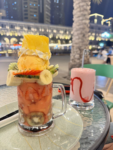 Qasba Canal - Al Khalidiya District - Al Qasba - Sharjah