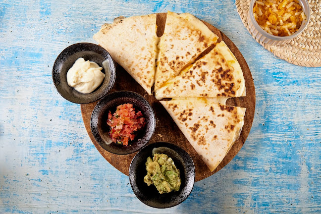 Opinii despre Senior Taco în Abu Dhabi - Hospitality and gastronomy