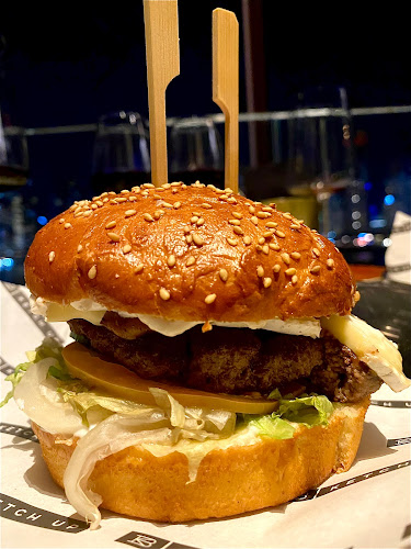 Comentarii opinii despre KETCH UP Dubai Restaurant