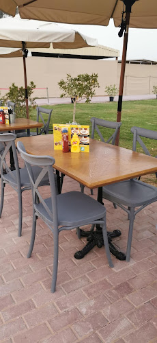 Maxzi The Good Food Shop - Food Truck - Hospitality and gastronomy